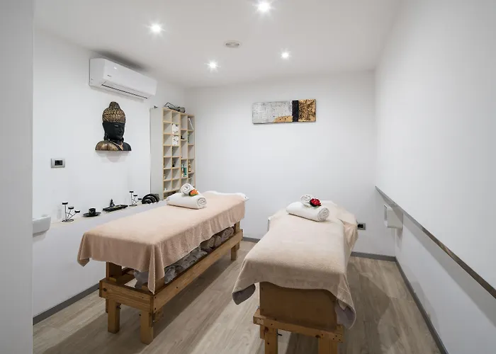 カタロニア オロ ネグロ ホテル 3*