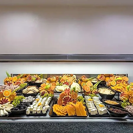 Catalonia Oro Negro Hotel 3*