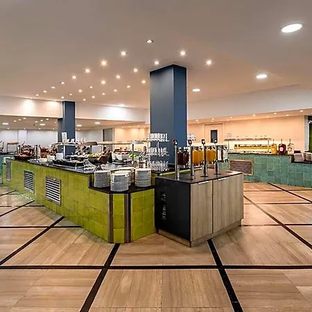 Catalonia Oro Negro Hotel